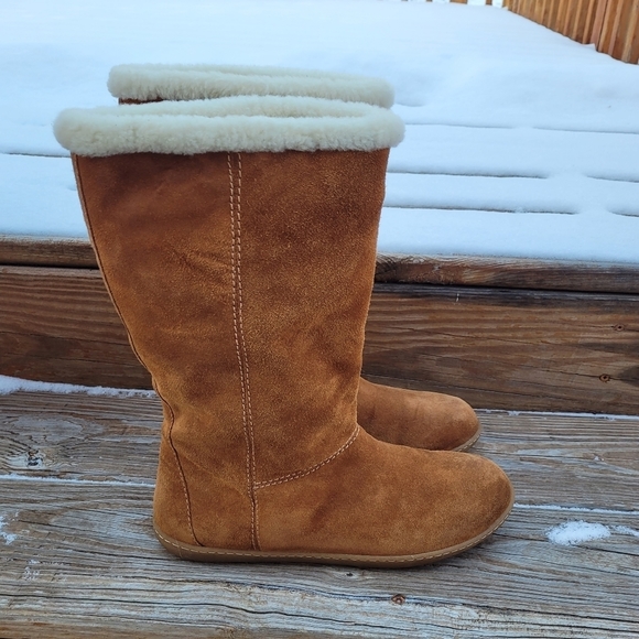 J. Crew Chestnut Suede Boots With Fleece Lining - Picture 3 of 6
